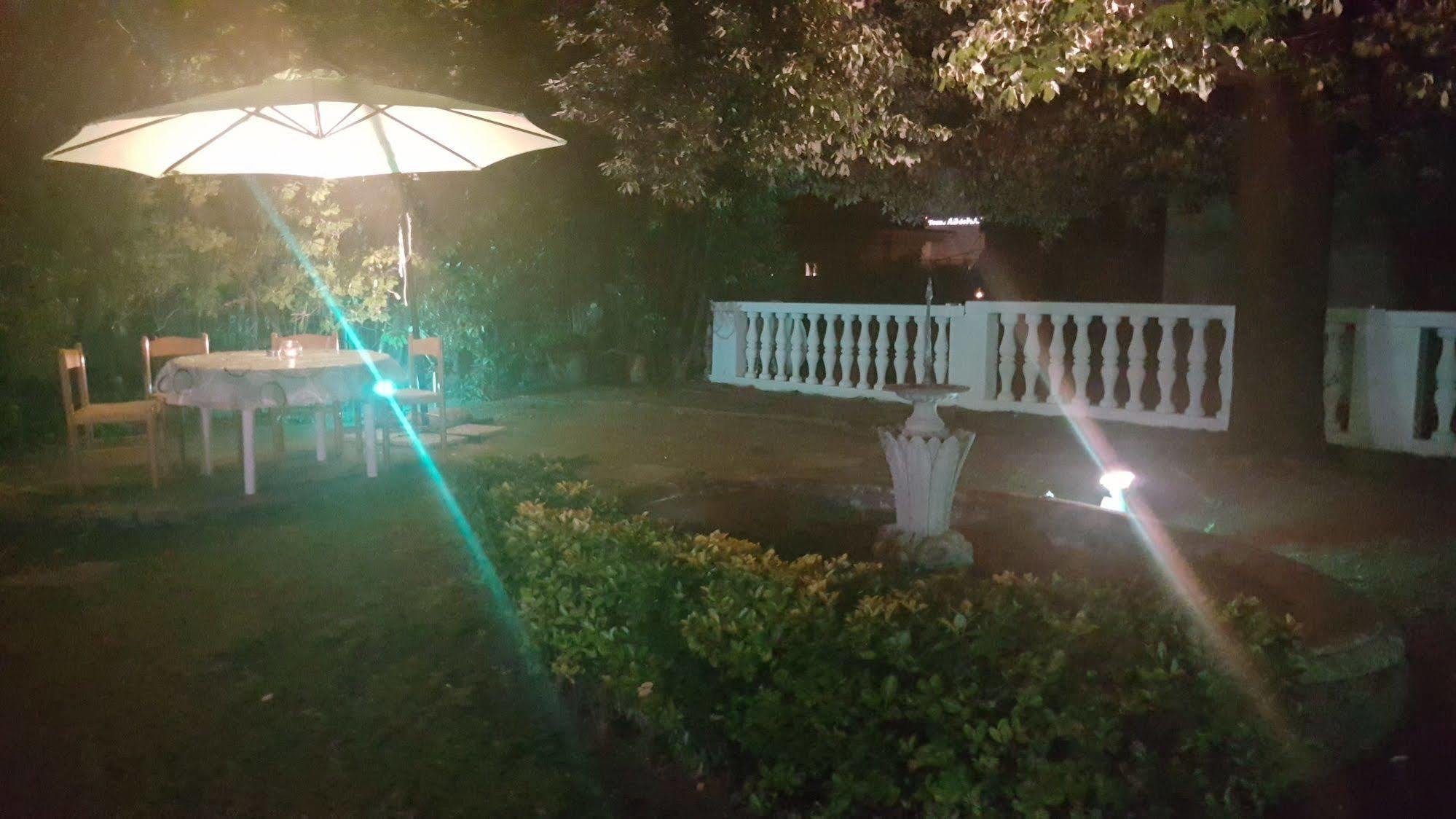 Garden 2* Genoa